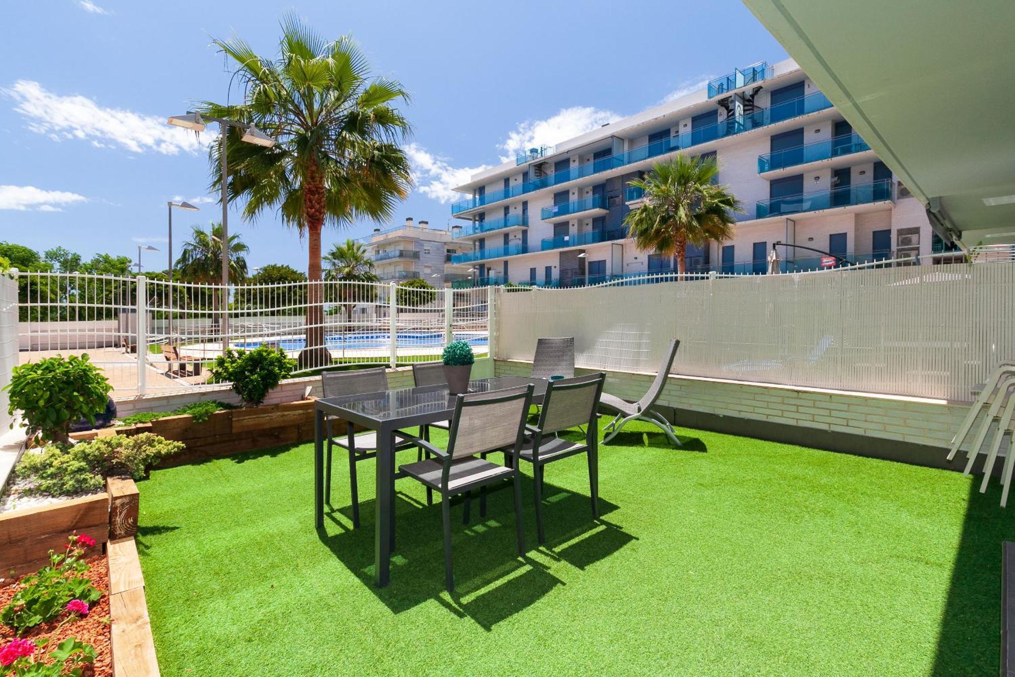 Uhc Mar Augusta Family Complex Apartment Cambrils Bagian luar foto