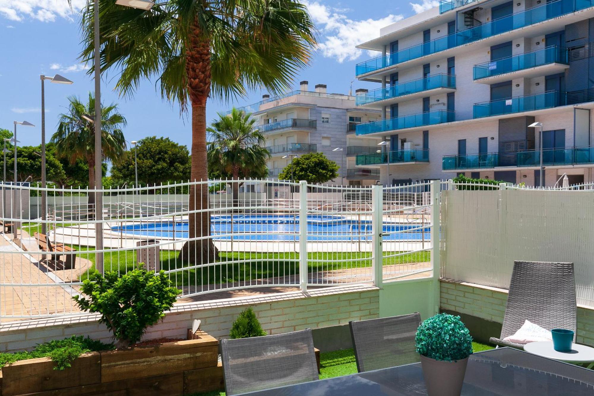 Uhc Mar Augusta Family Complex Apartment Cambrils Ruang foto