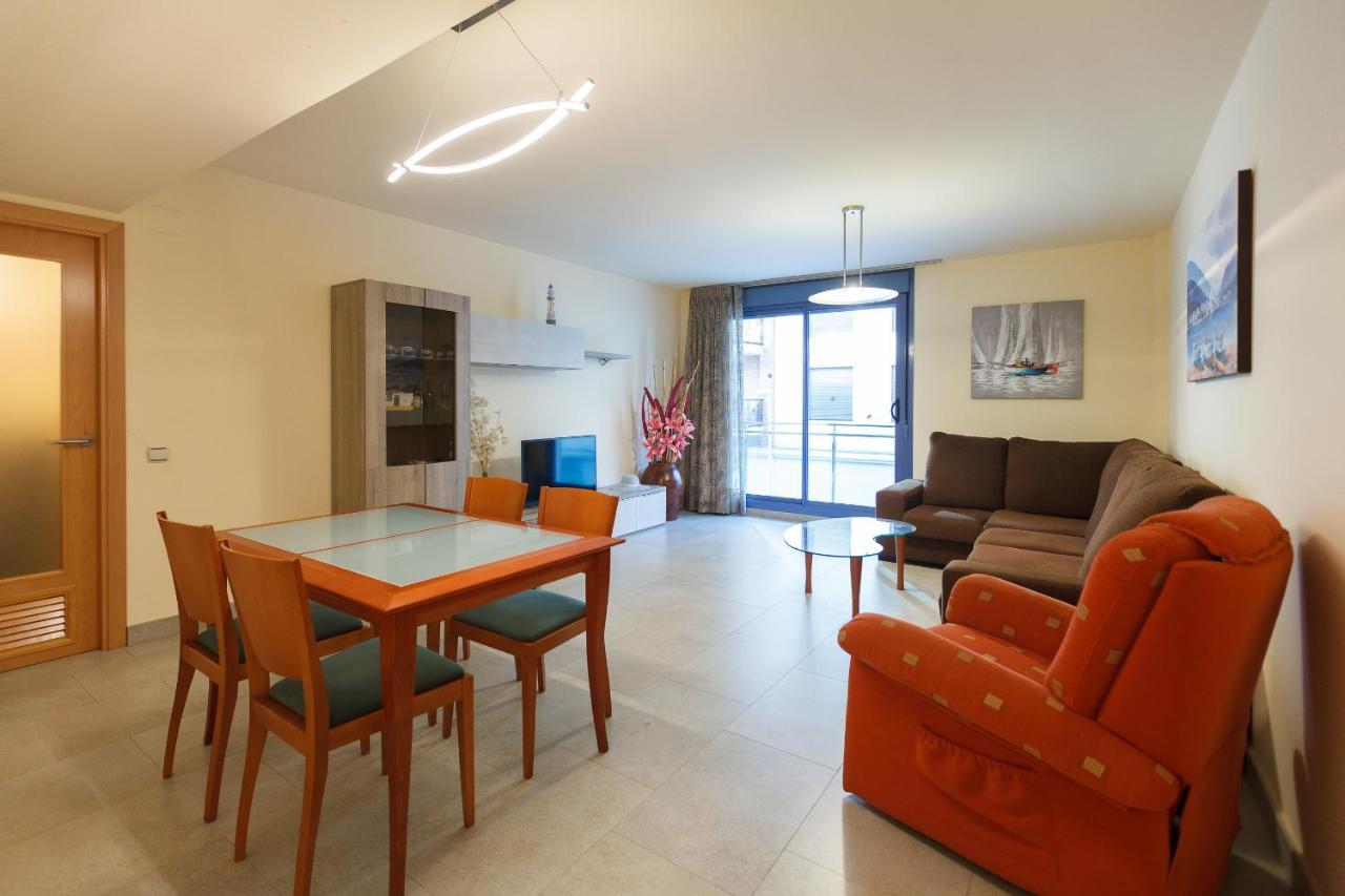 Uhc Mar Augusta Family Complex Apartment Cambrils Bagian luar foto